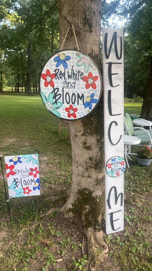 Red White & Bloom Garden Flag