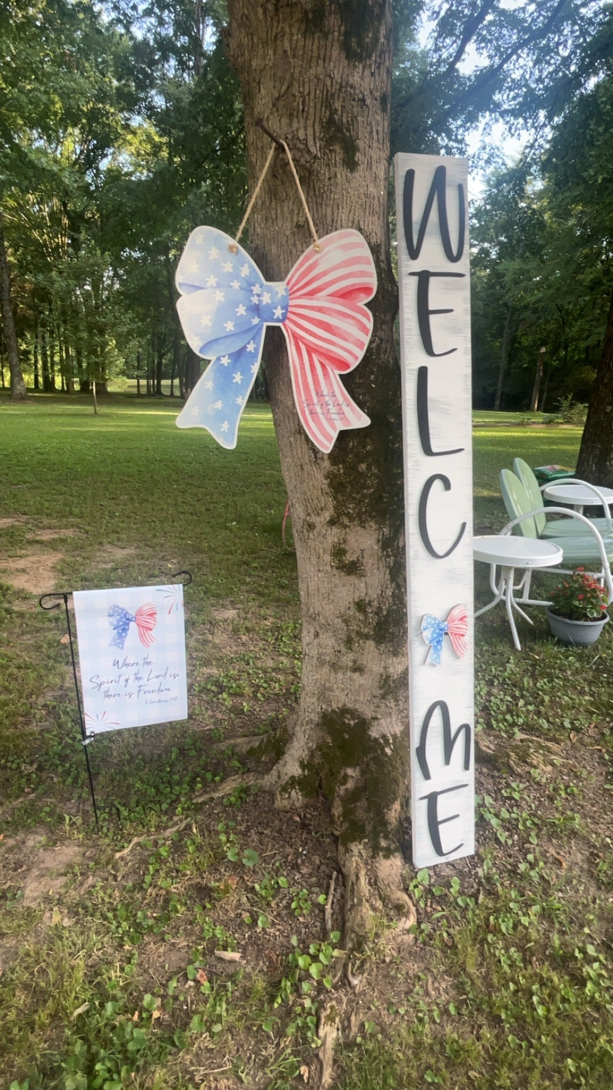 American Bow Door Hanger