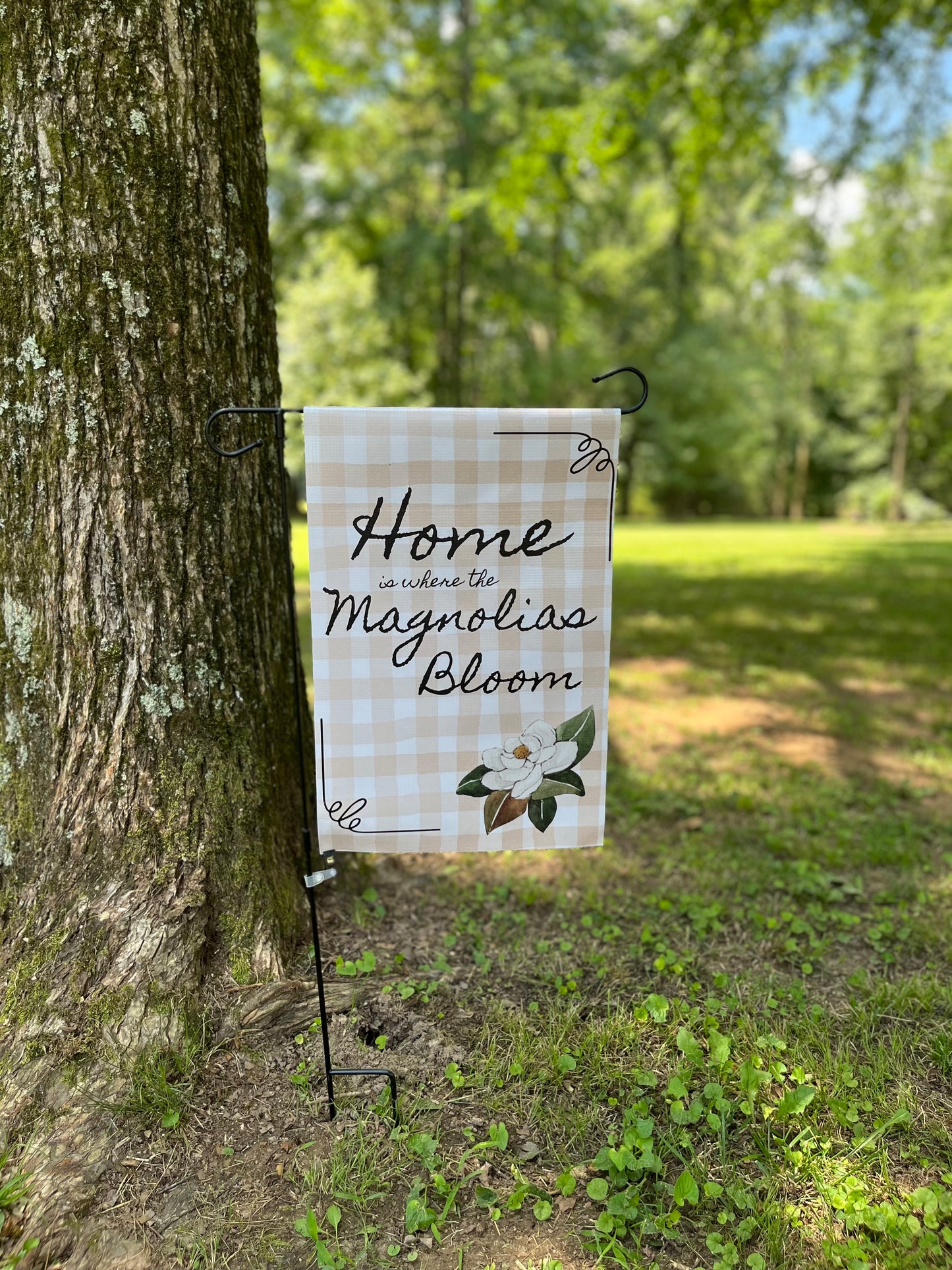 Magnolia Garden Flag